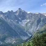 Straeba